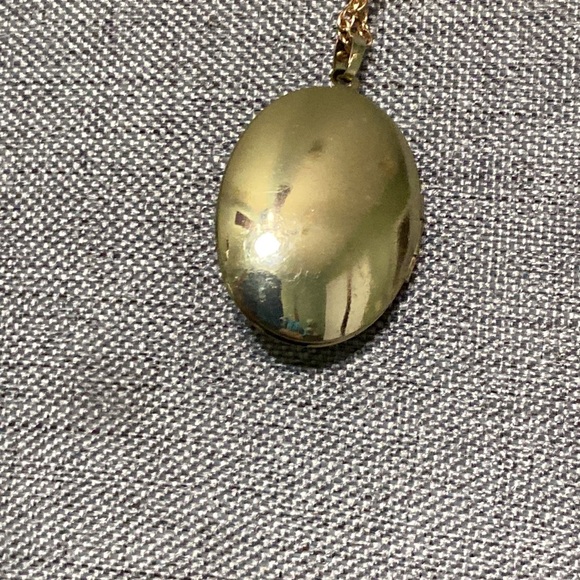 Vintage Ceramic Rose Rhinestone Locket with chain necklace - Picture 5 of 6